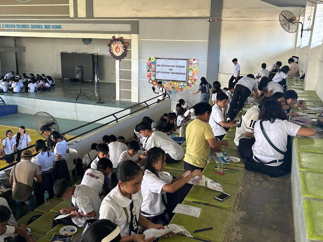 Negros Workshop — mass art activity